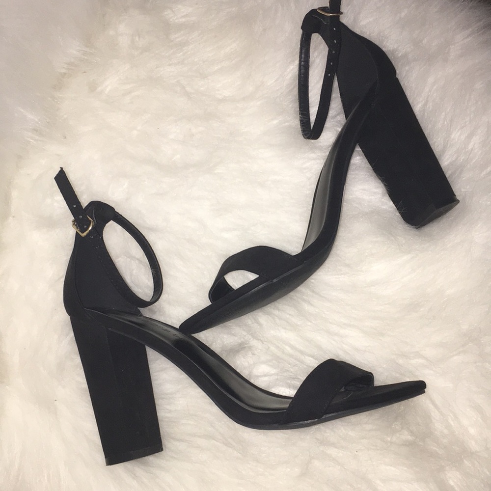 Black suede heels NWOT